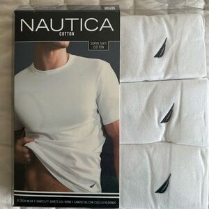 Nautica Men's White Crew Neck T-Shirts - 3 Pack